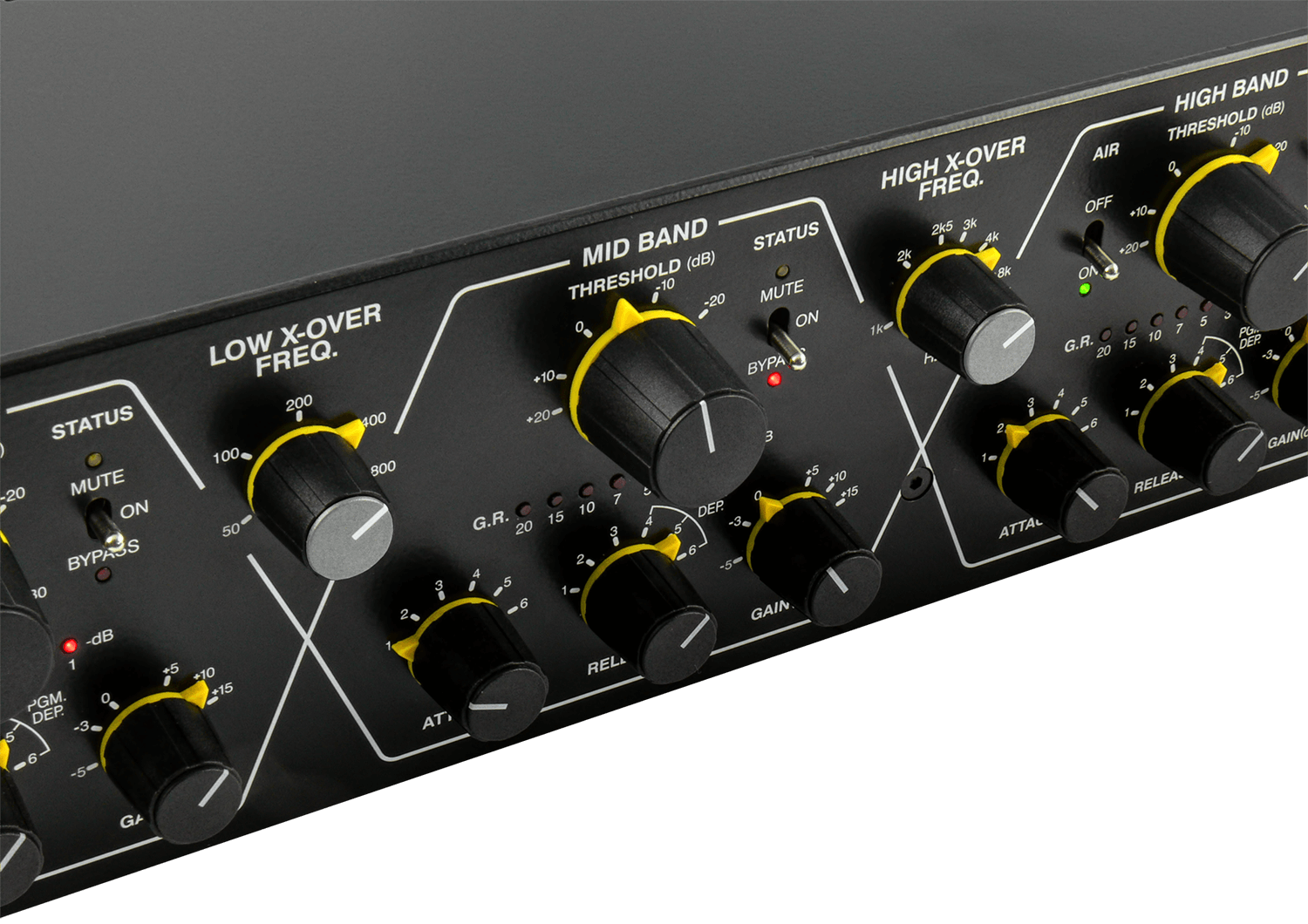 A closeup of the 1973 cross-over and mid band controls